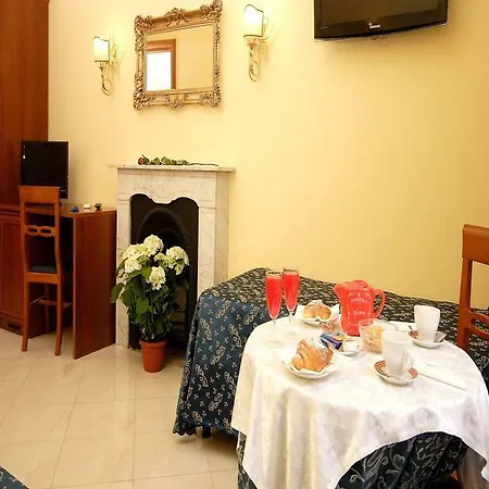 Caroline Guest house 3*